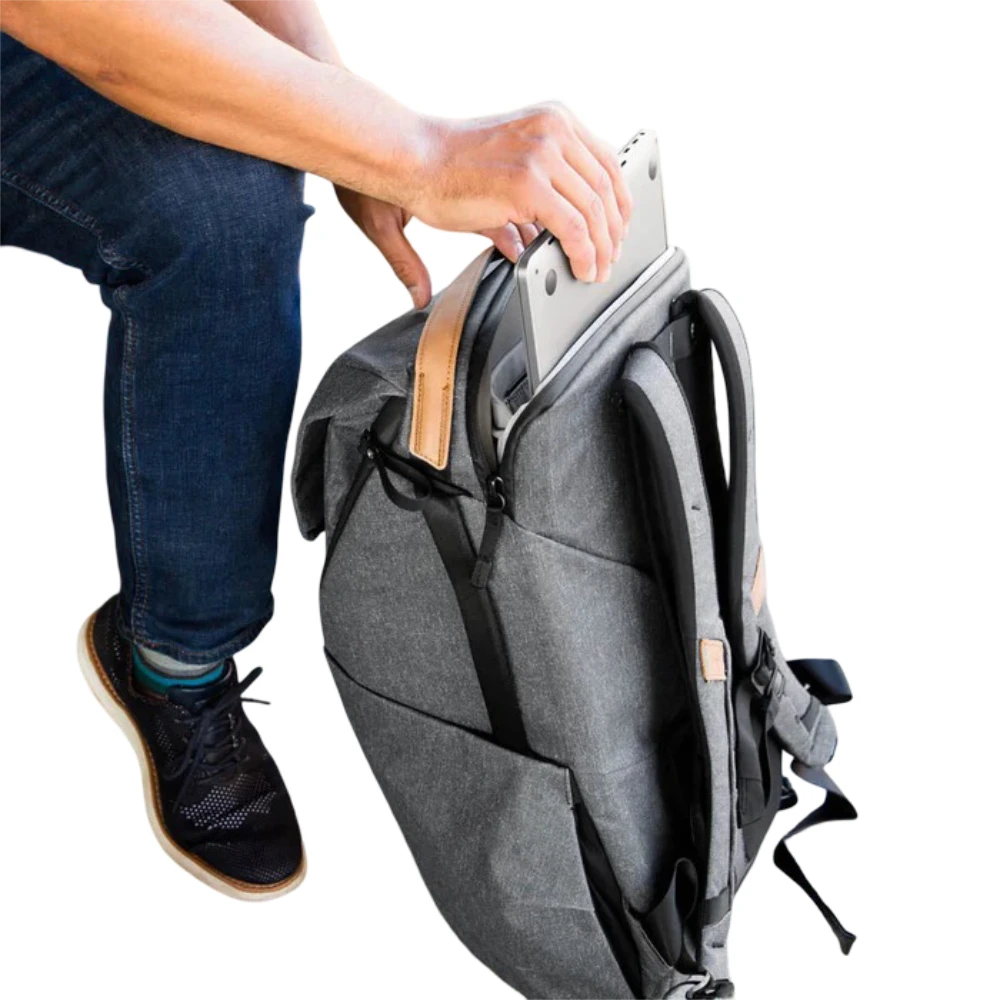 Peak Design Everyday v2 Charcoal Grigio 30 litri