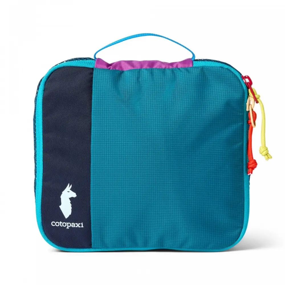 Organizer piccolo con design frontale bicolore e tirazip in cordino annodato.